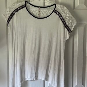 ANDREA MISSY~ SHORT SLEEVE Embroidered and Lace Accents - White/blue/Red…